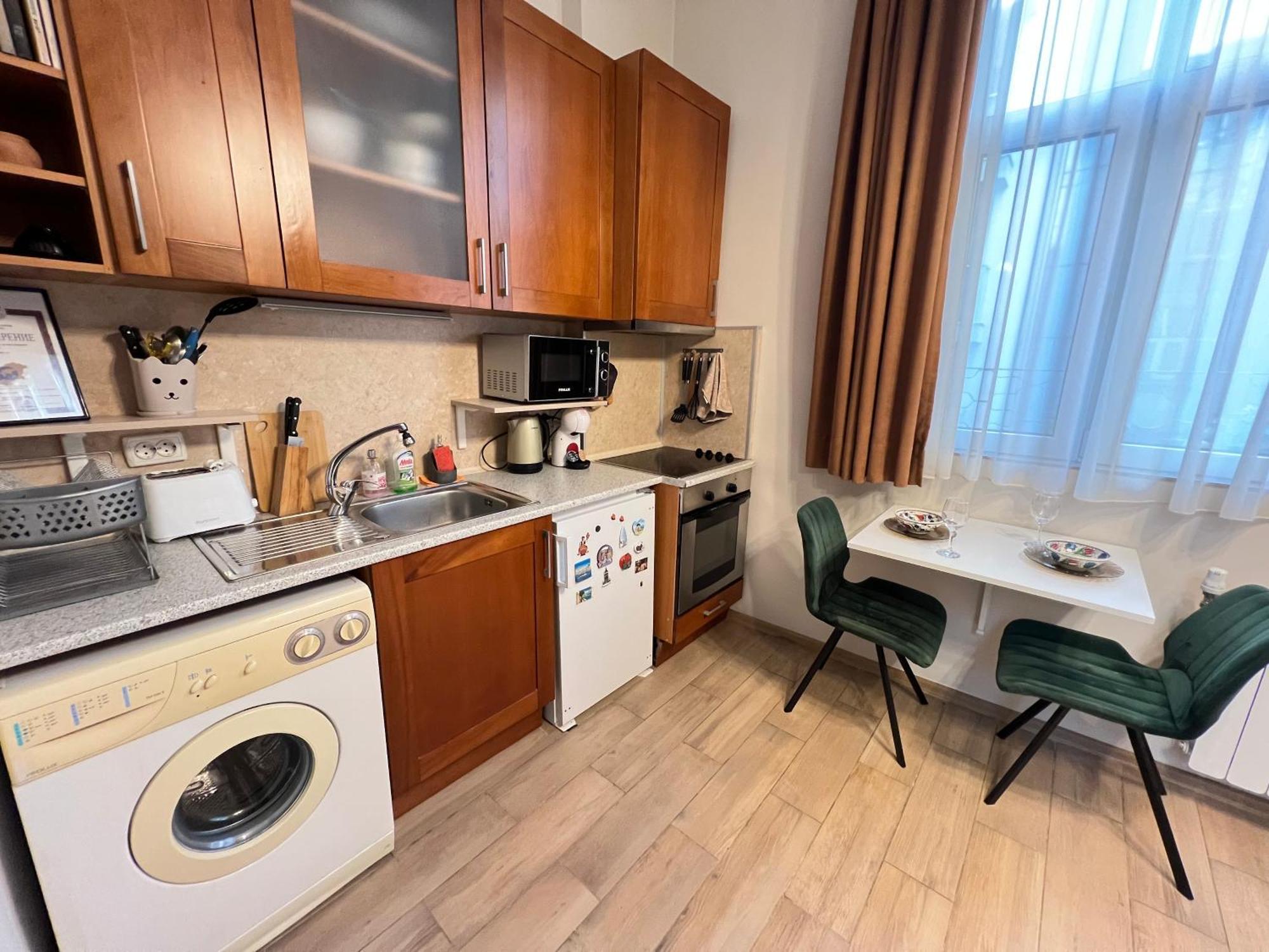 Budapest Cozy W Working Space And Wifi Appartement
