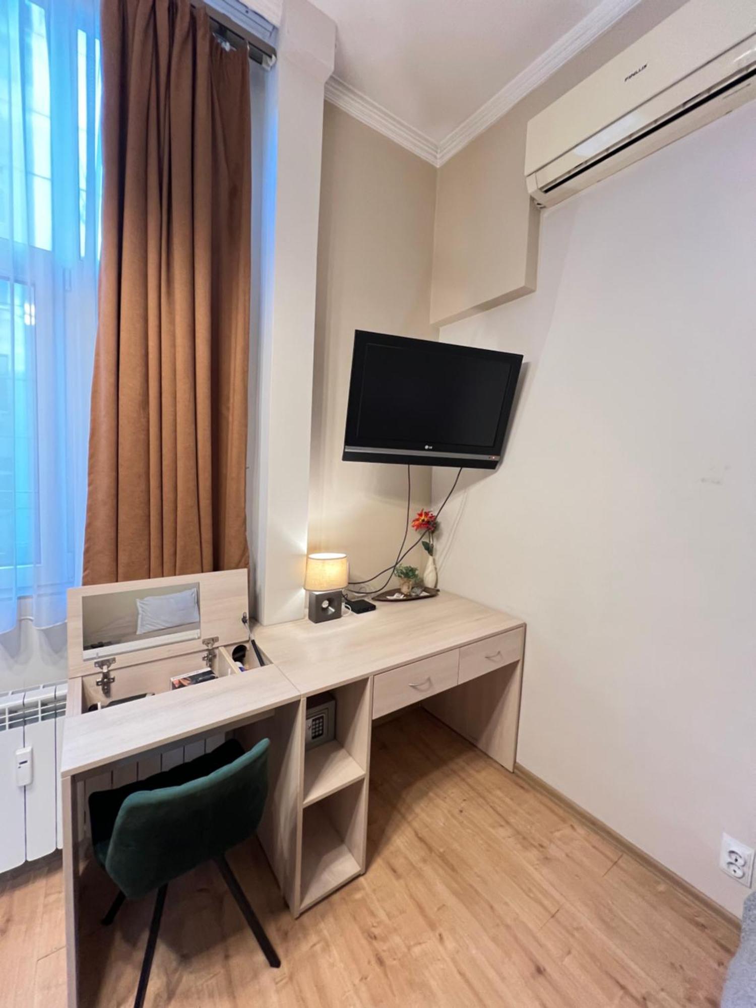 Budapest Cozy W Working Space And Wifi Appartement