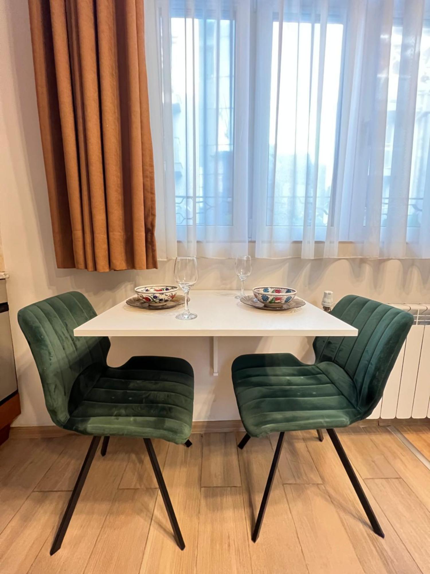 Budapest Cozy W Working Space And Wifi * Sofia